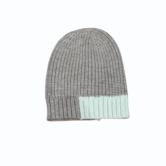 Winter Woollen Cap – Warm & Stylish Knitted Beanie for Men & Women